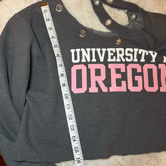LF Furst Of A Kind University Of Oregon Cropped Grey & Pink Cutoff Sweatshirt - Picture 1 of 9